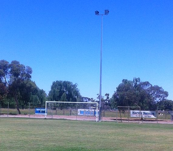 grounds swan hill 5