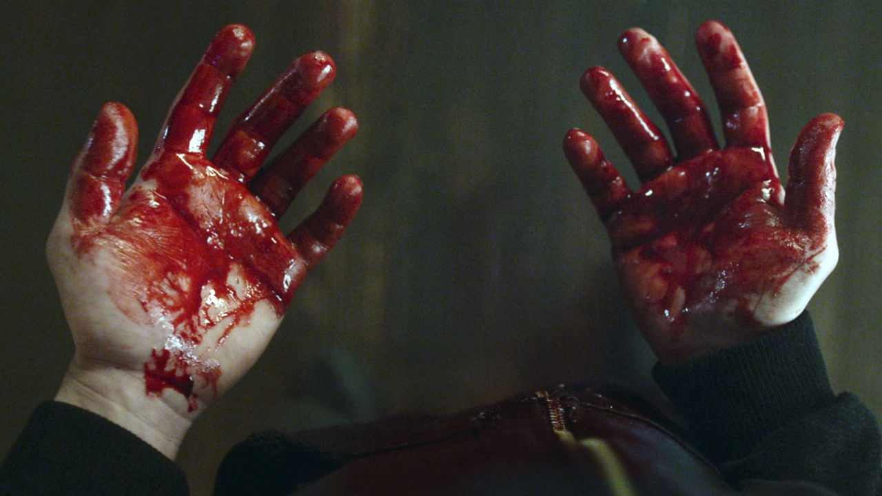 mrrobot_s2_ep12_bloodyhands.jpg