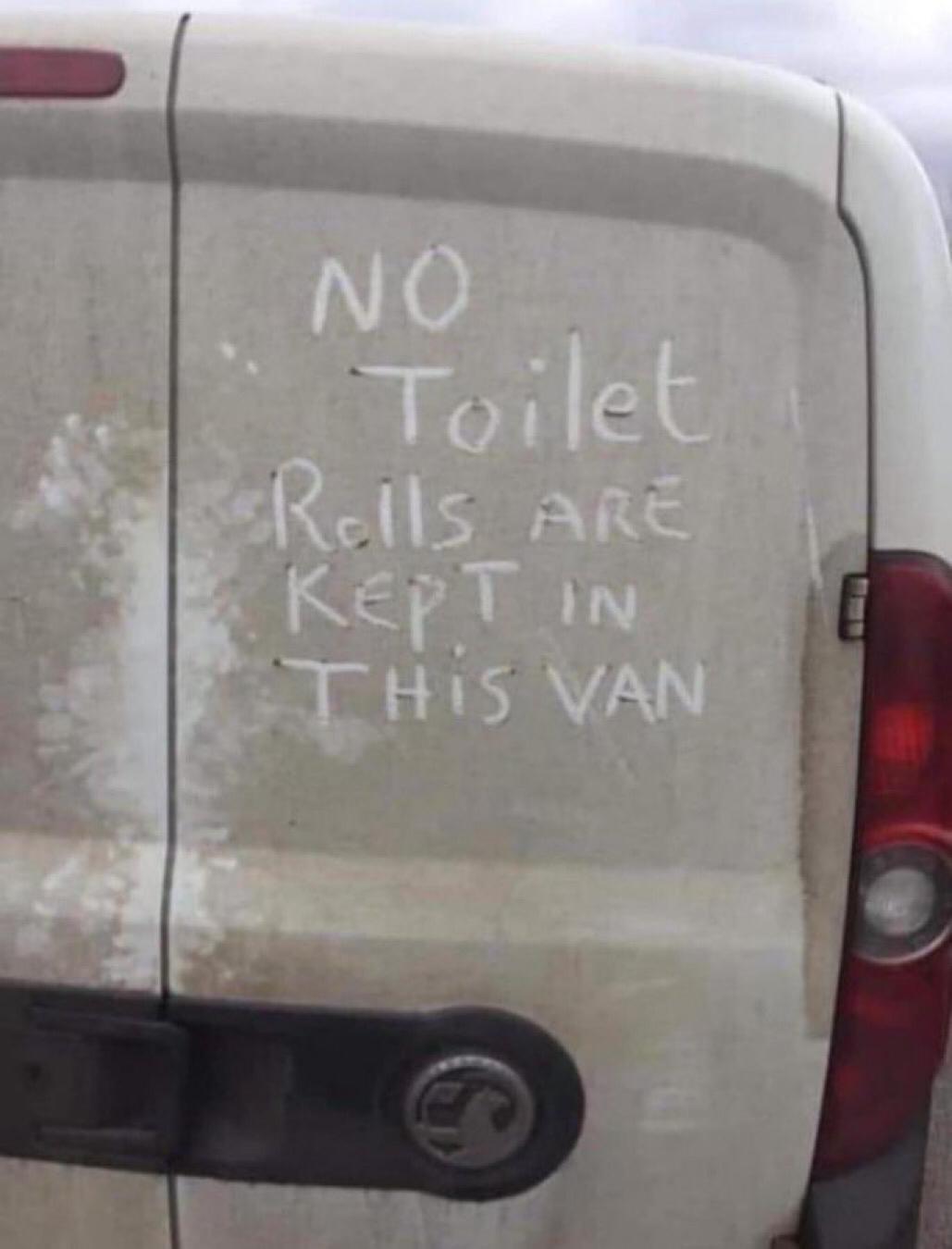 no-toilet-rolls.jpg