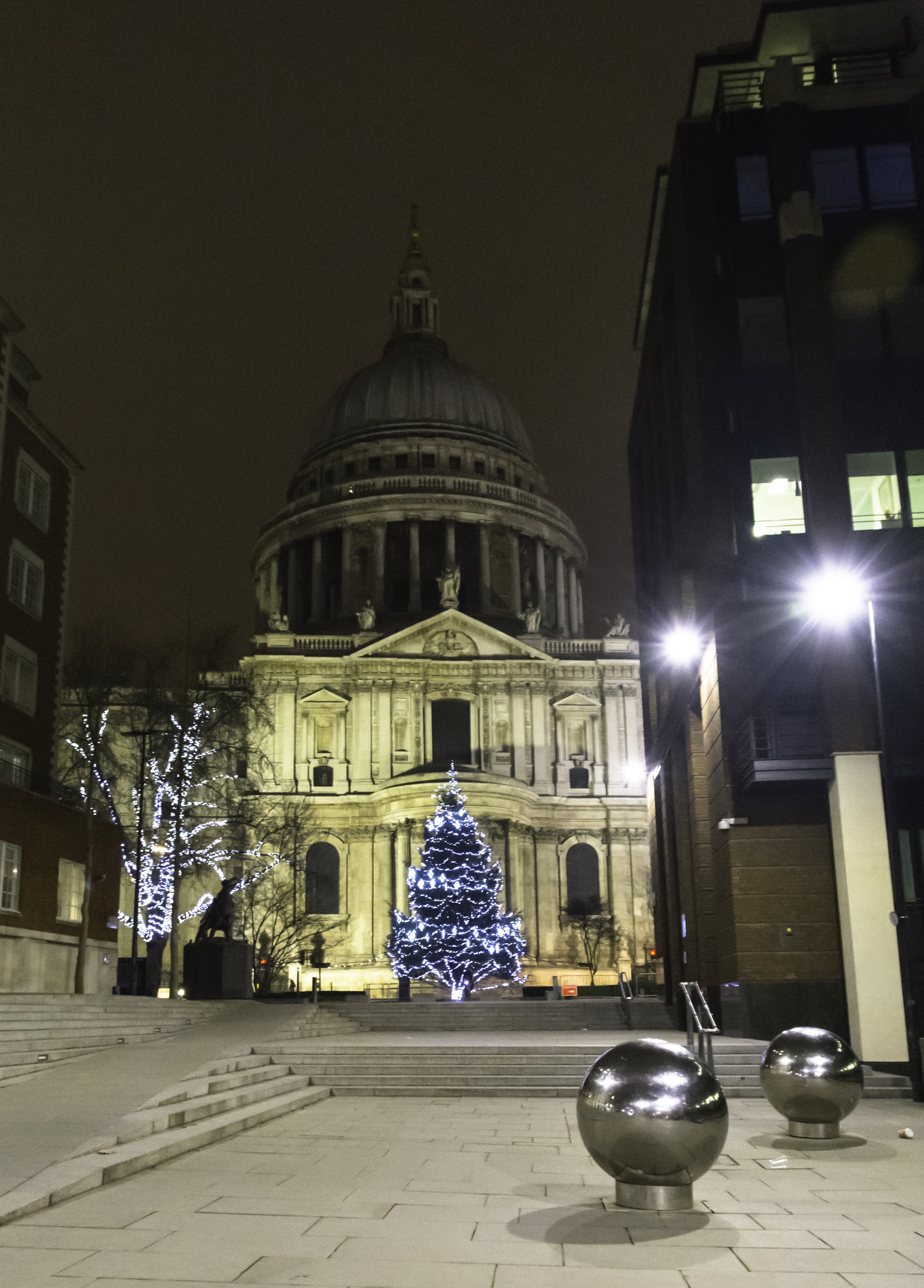 St. Paul's , morning after West Ham