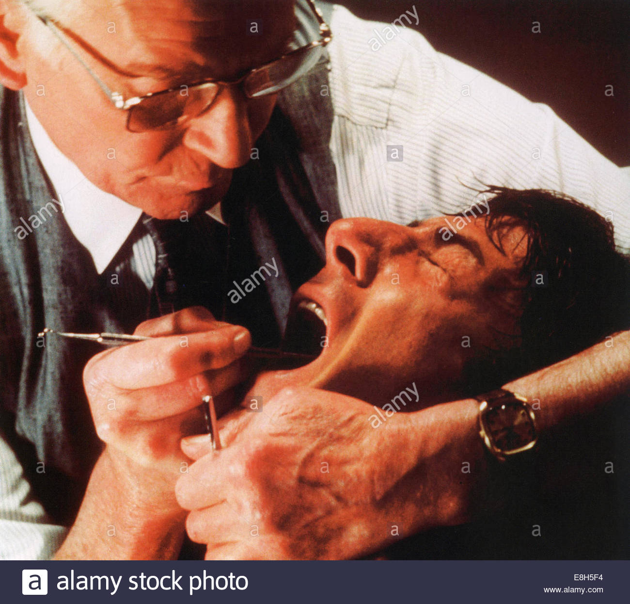marathon-man-1976-paramount-film-with-dustin-hoffman-at-left-and-laurence-E8H5F4.jpg