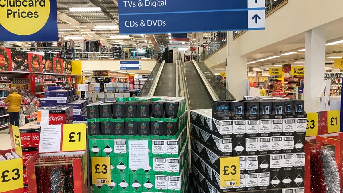 0_Burnley-tesco-block.jpg