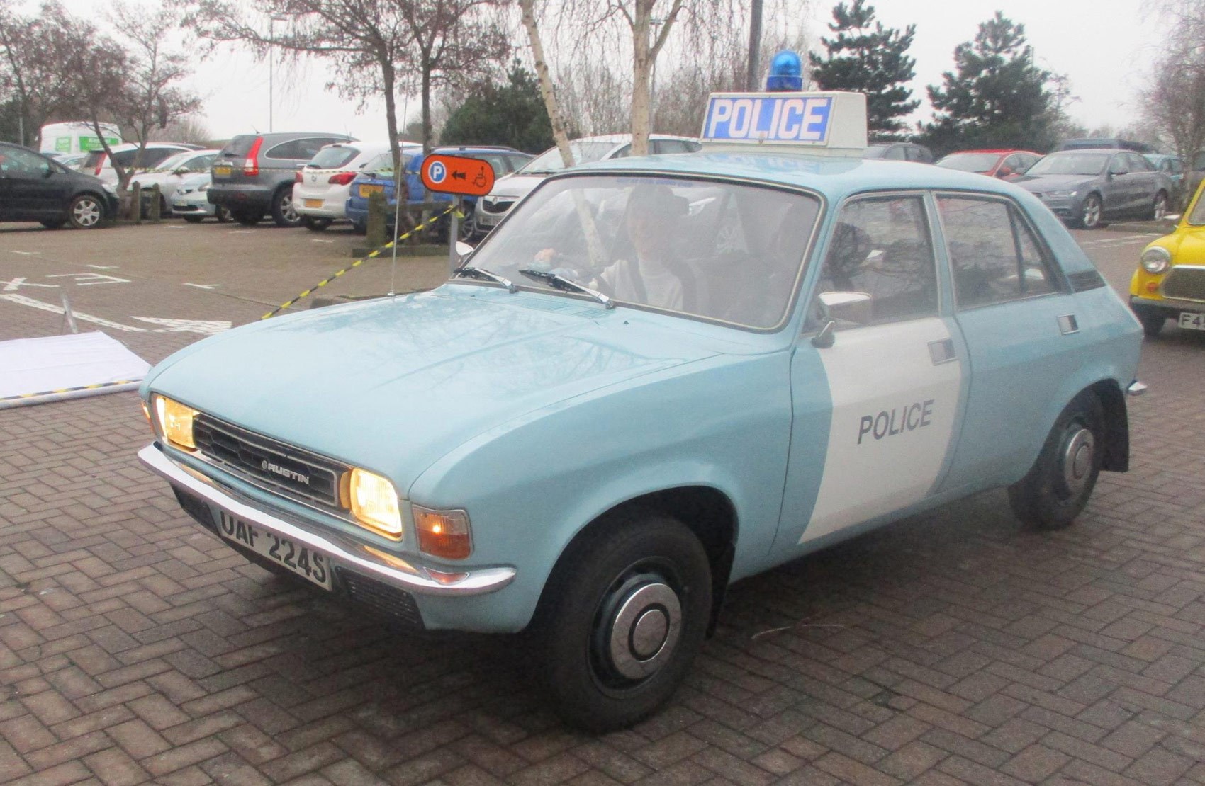 072_allegro_police.jpg