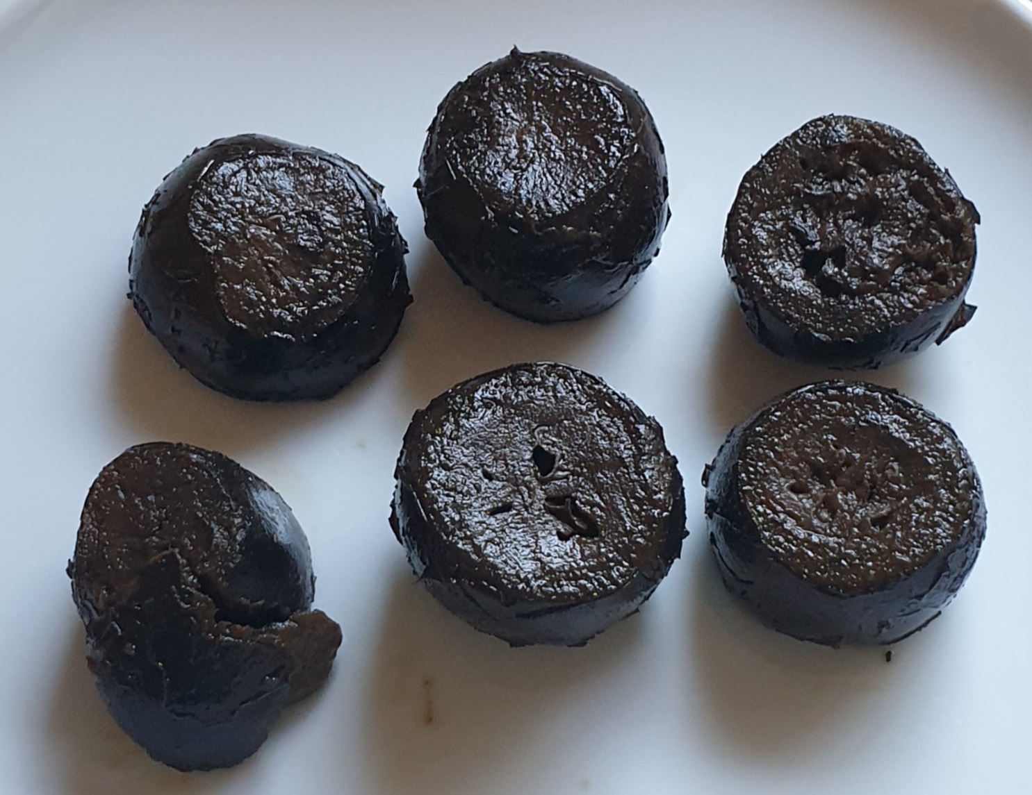 Pickledwalnuts.jpg