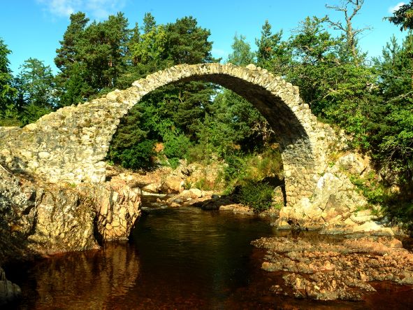 Packhorse Bridge at Carrbridge 2.jpg