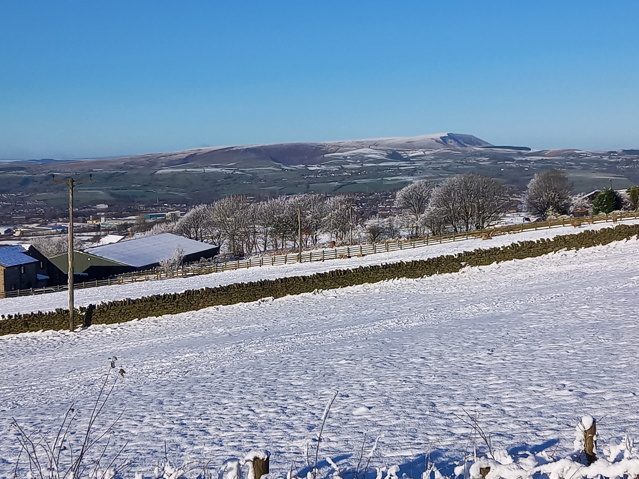 Pendle Hill from the Waggoners.jpg