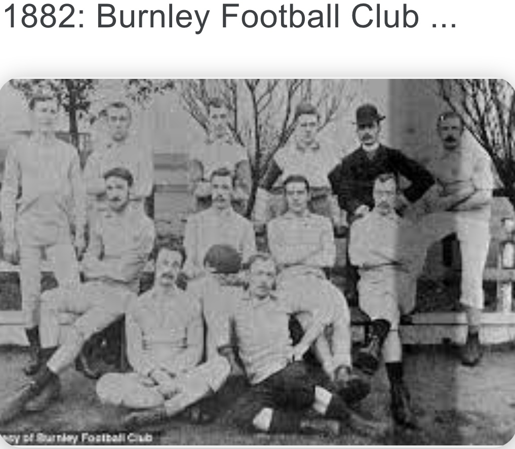 1882-3 squad.jpg