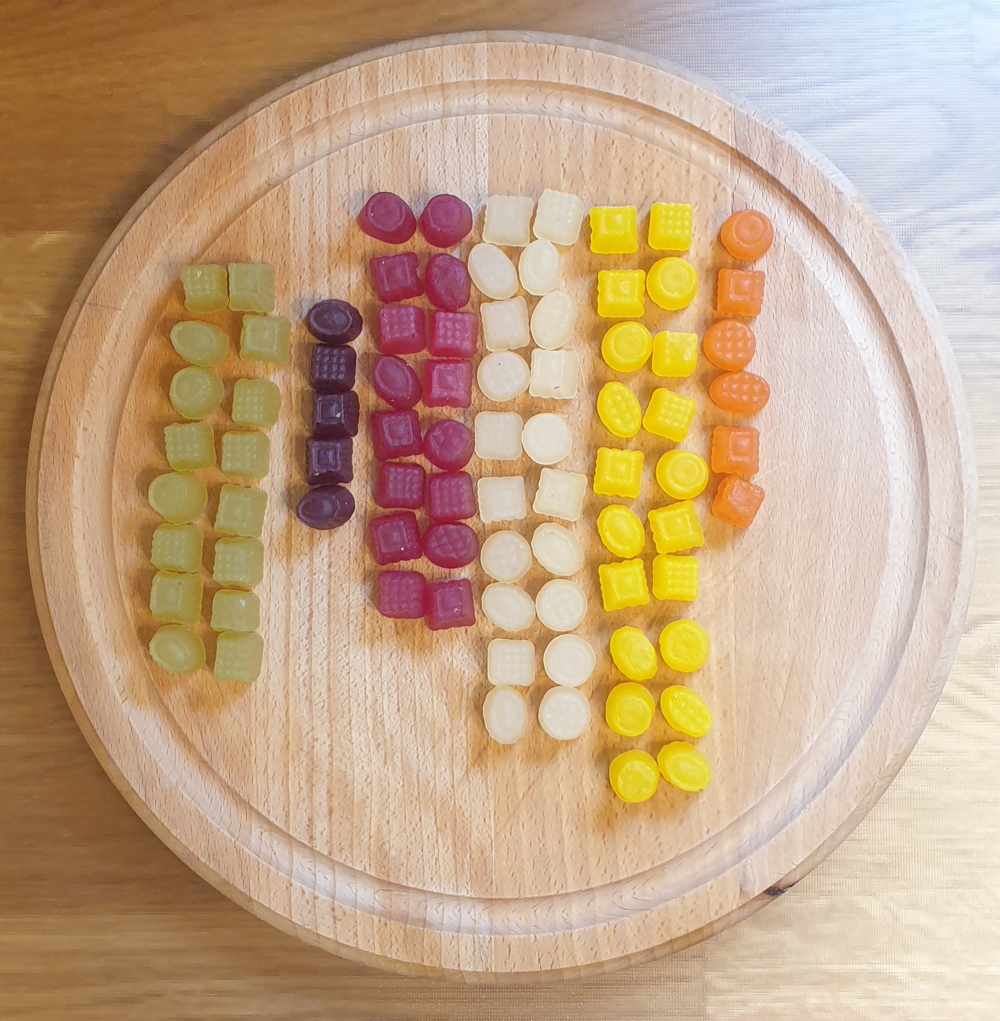 16green5black16red20white20yellow6orange.jpg