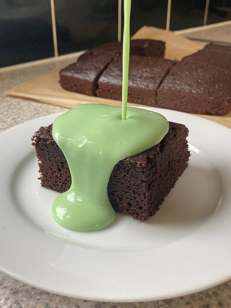 old-school-cake-with-mint-custard-small.jpg