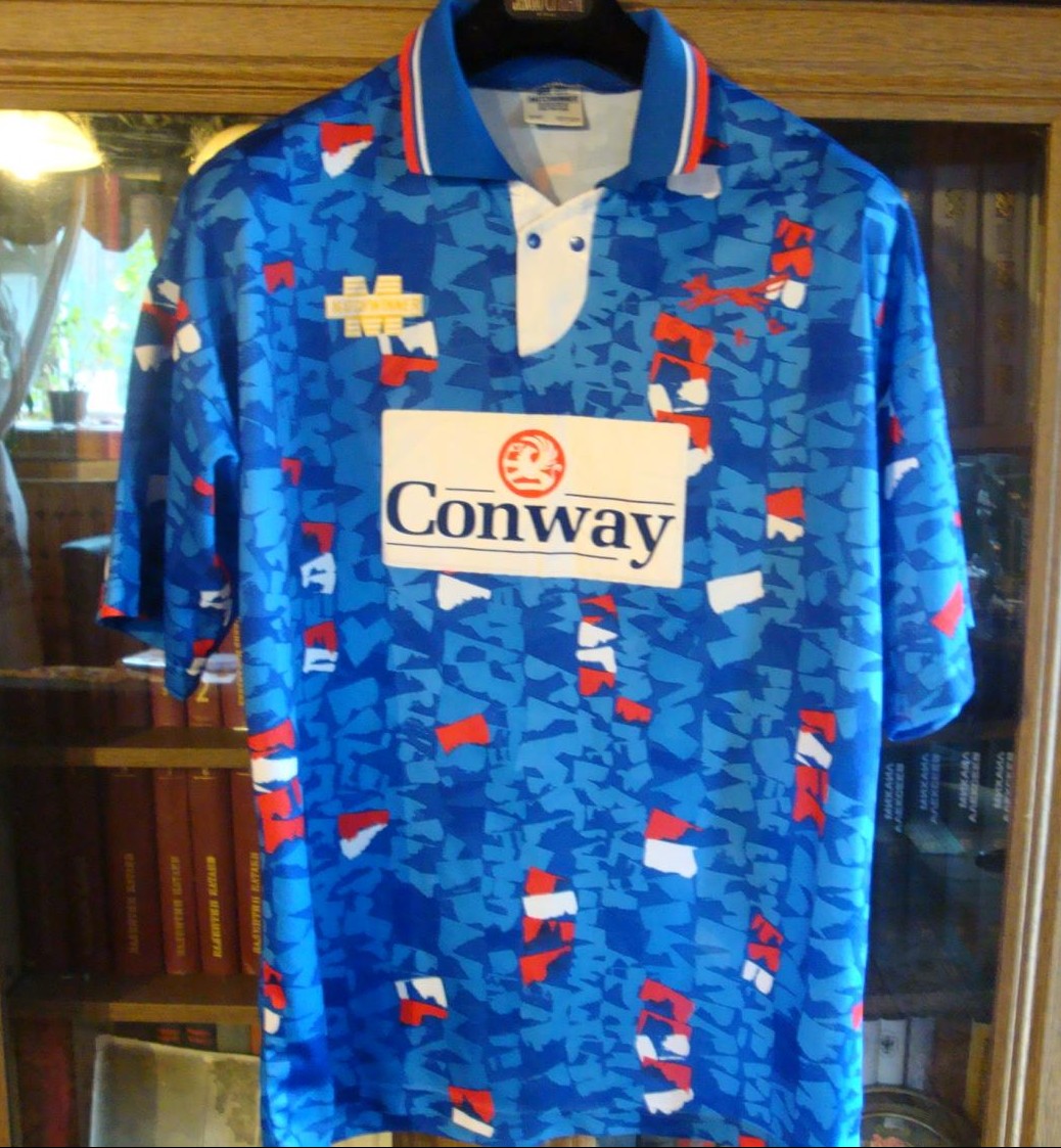 carlisle-united-home-football-shirt-1993-1995-s_29234_1.jpg