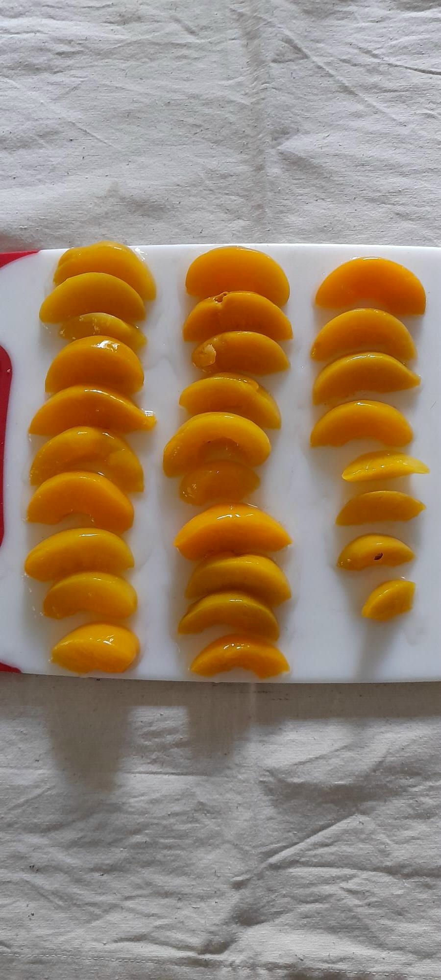 peaches 2.JPG