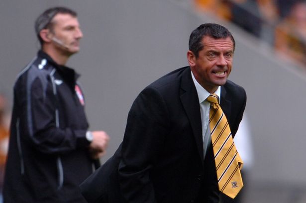 3_Hull-City-boss-Phil-Brown-against-Fulham.jpg