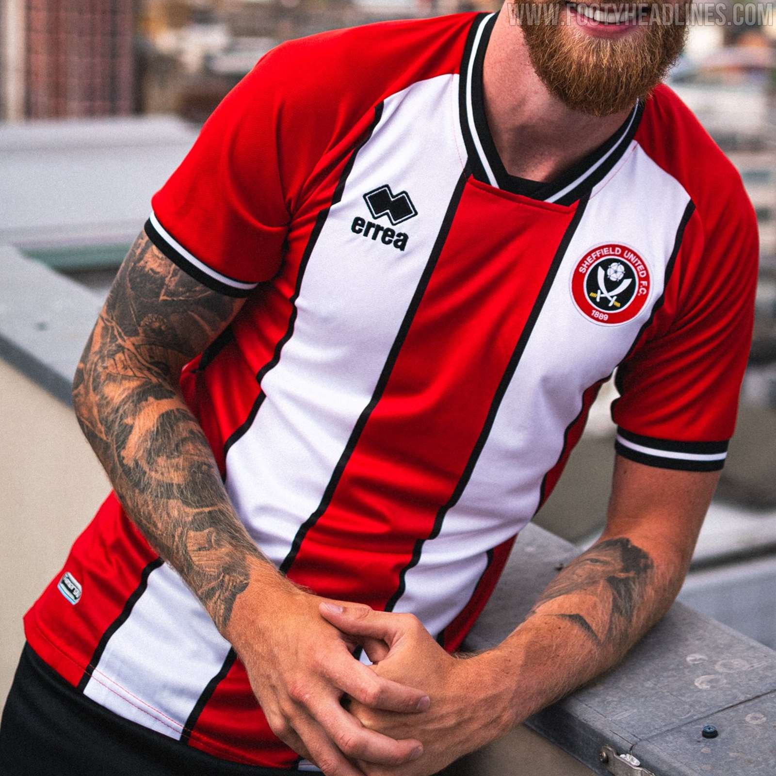 Sheffield United 23-24 Home Kit  4 (3).jpg