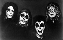 Kiss_debut_album_photo_session_(1974).jpg