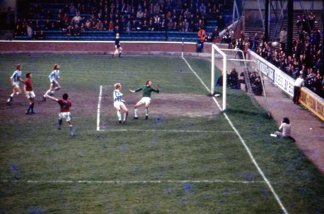 BFC v Huddersfield April 73.jpg