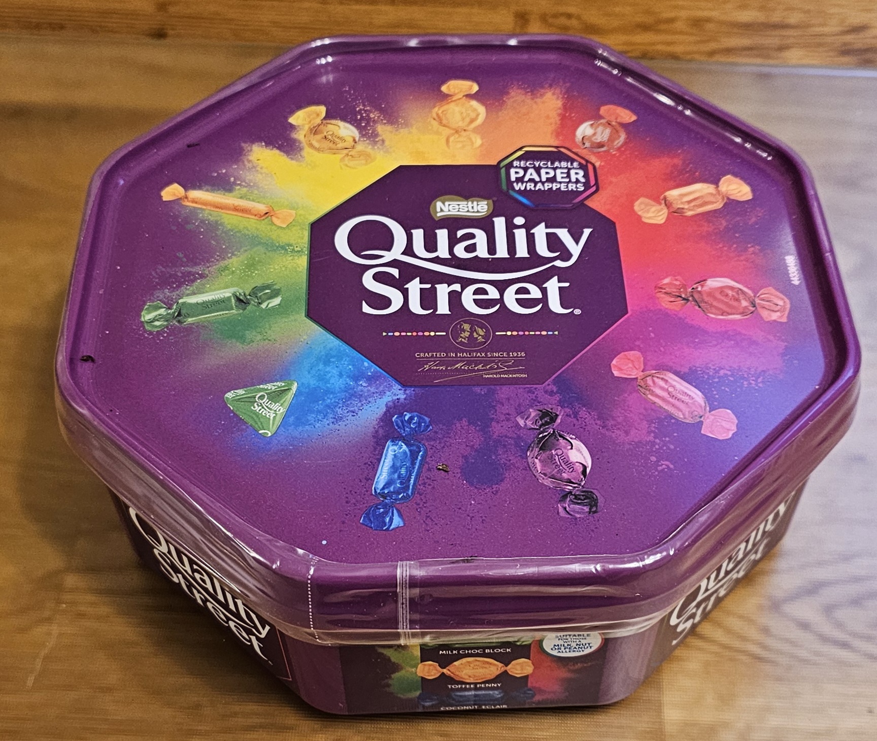 Quality Street 600g Tub.jpg