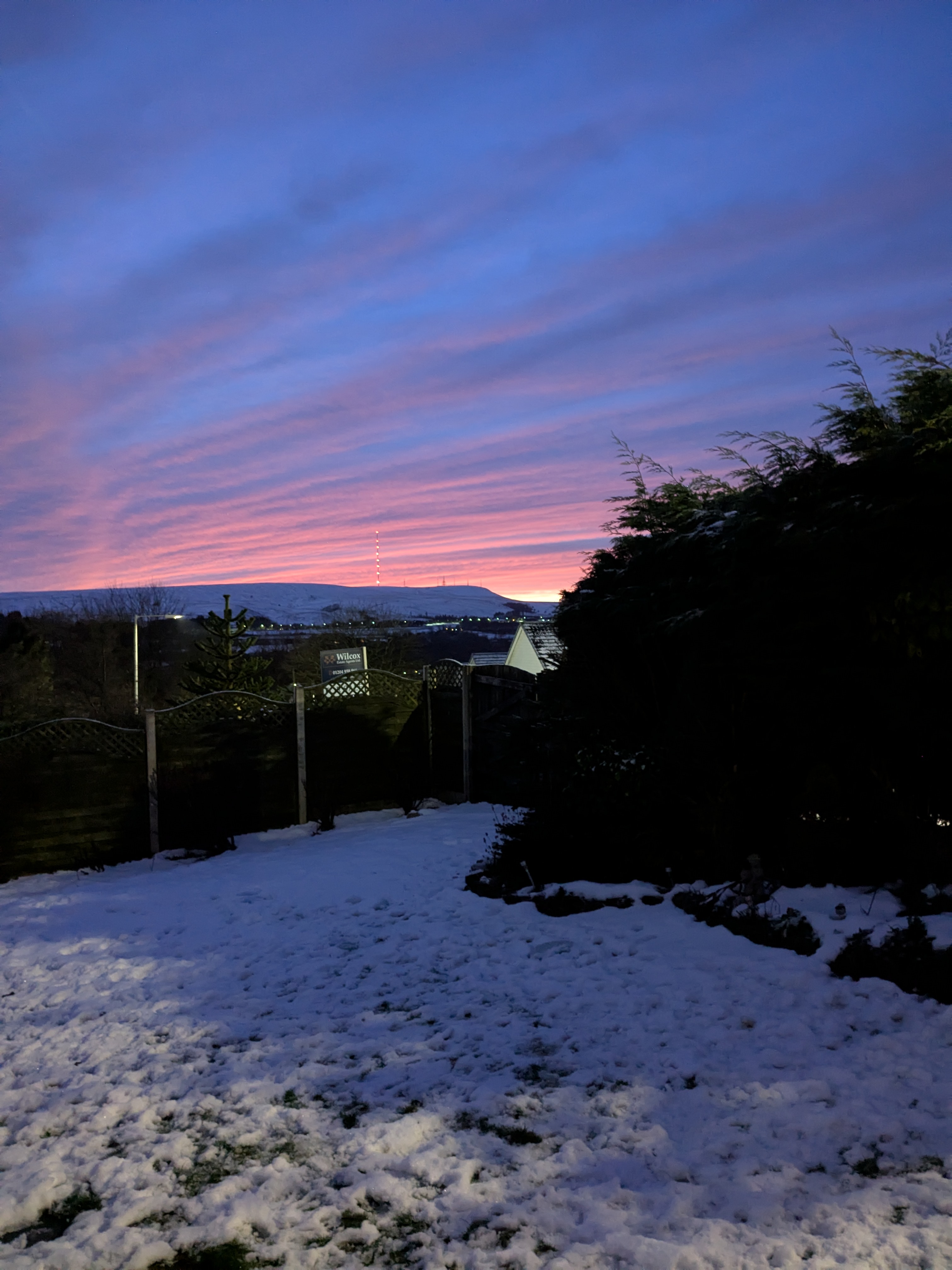 PXL_20250108_170429934.NIGHT.jpg