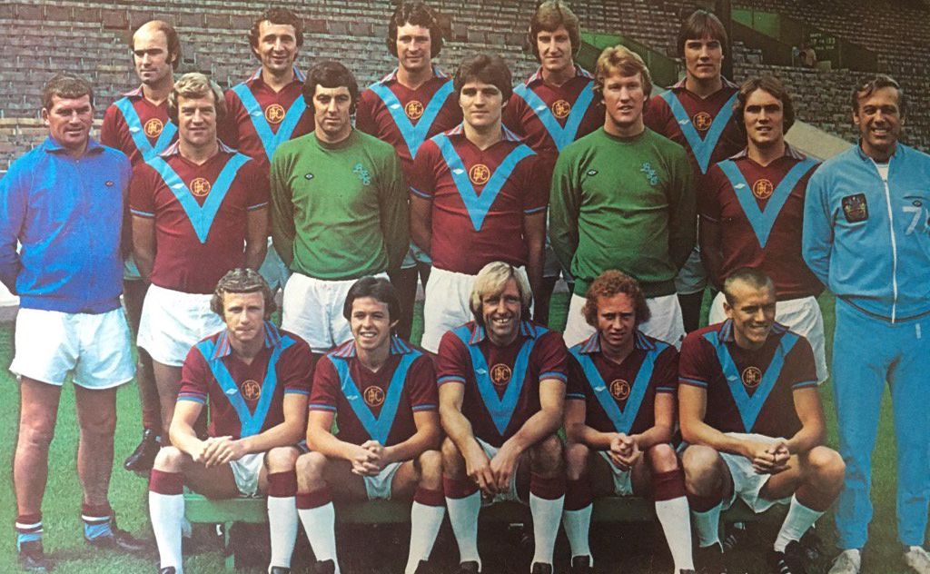 burnley team 1976-77.jpg