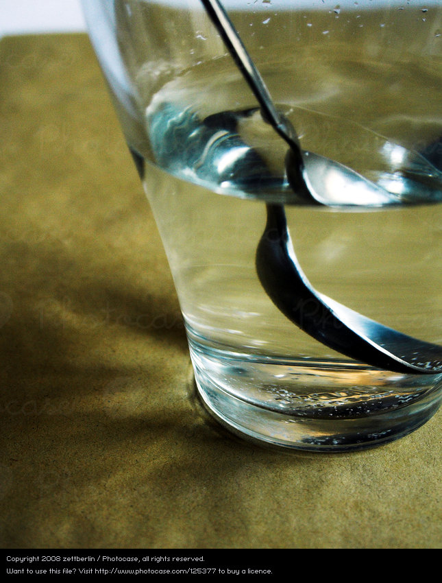 125377-water-healthy-glass-fresh-health-care-beverage-kitchen-photocase-stock-photo-large.jpeg