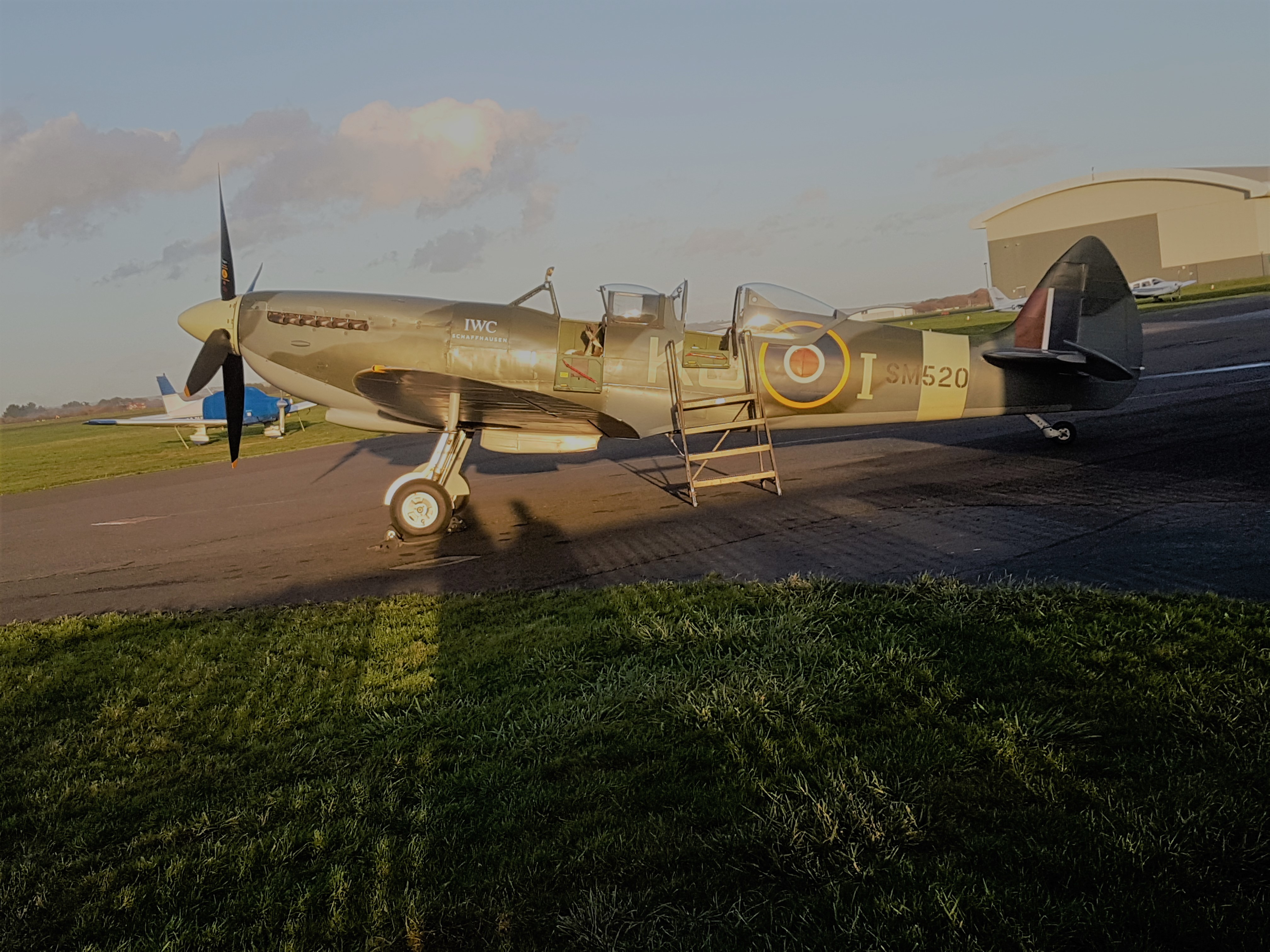 Spitfire - Copy2.jpg